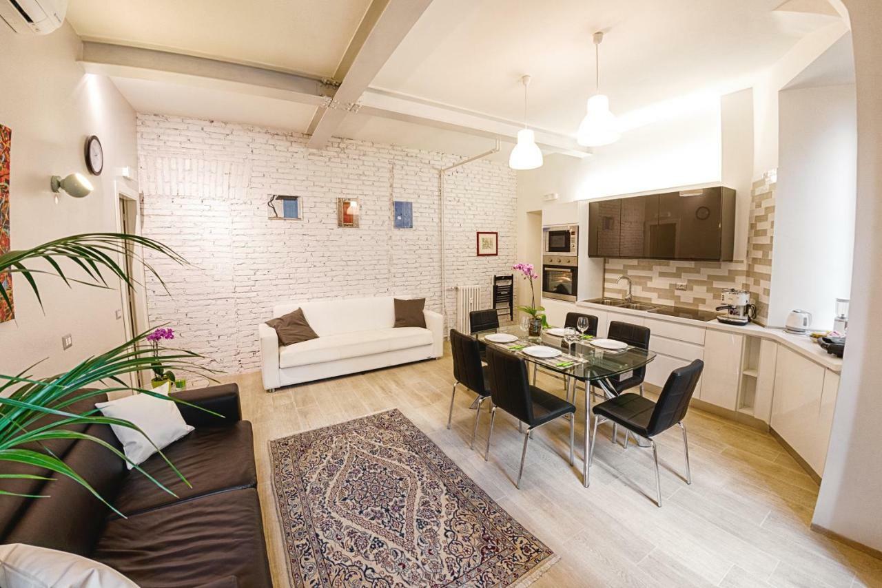 Modern Apartment Near Colosseum Roma Eksteriør bilde