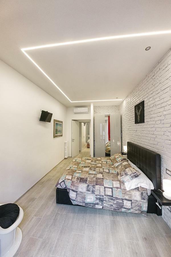 Modern Apartment Near Colosseum Roma Eksteriør bilde